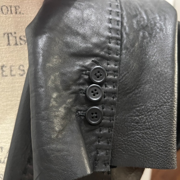 Gorgeous Elie Tahari black leather jacket with beautiful decoration. Size L. - Picture 3 of 13